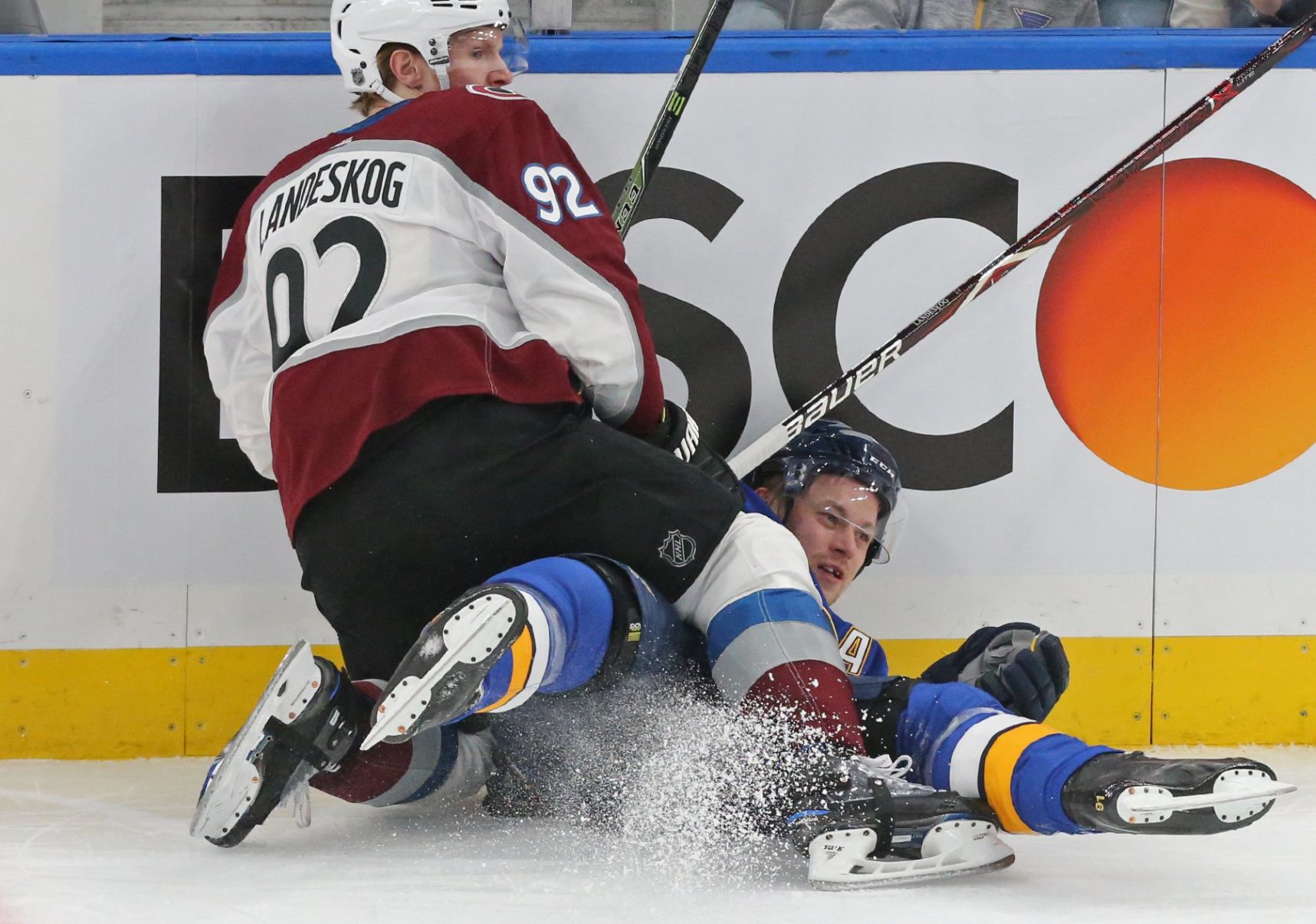 Blues and avalanche fight at Enterprise Center